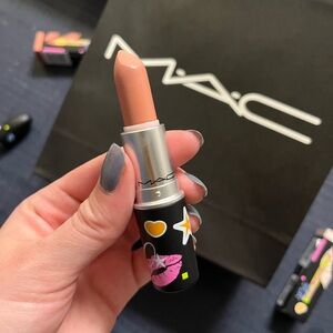 SOLD OUT Limited Edition MAC 40 Lipstick Bringbacks in Fleshpot